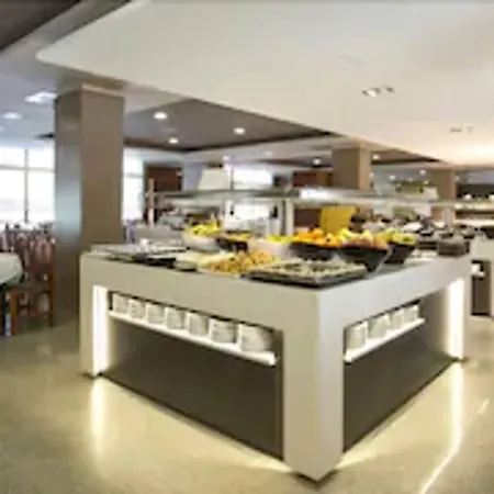California Garden מלון 3*